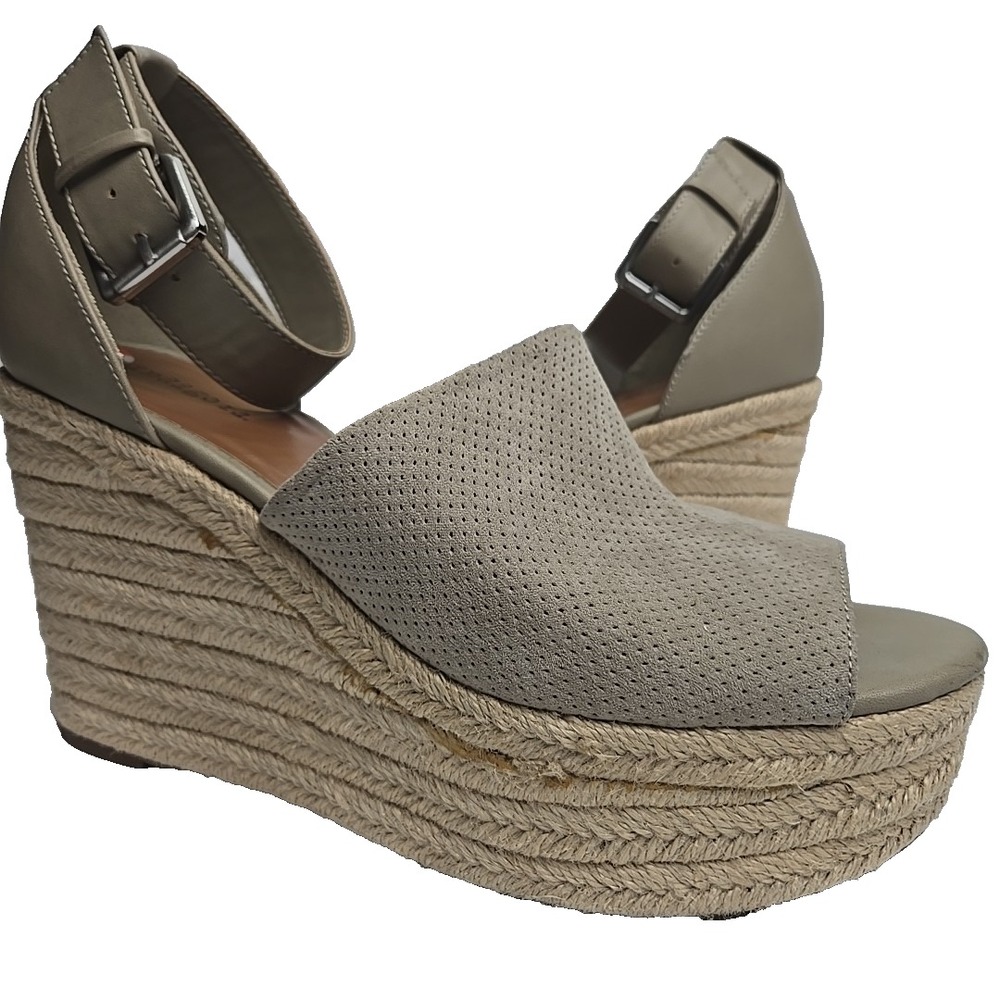 indigo rd. Airy 3-T  Taupe Woven Wedge Platforn Heels Peep Toe Buckle Size 9.5